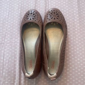 Aetrex leather ballet flat size 7
